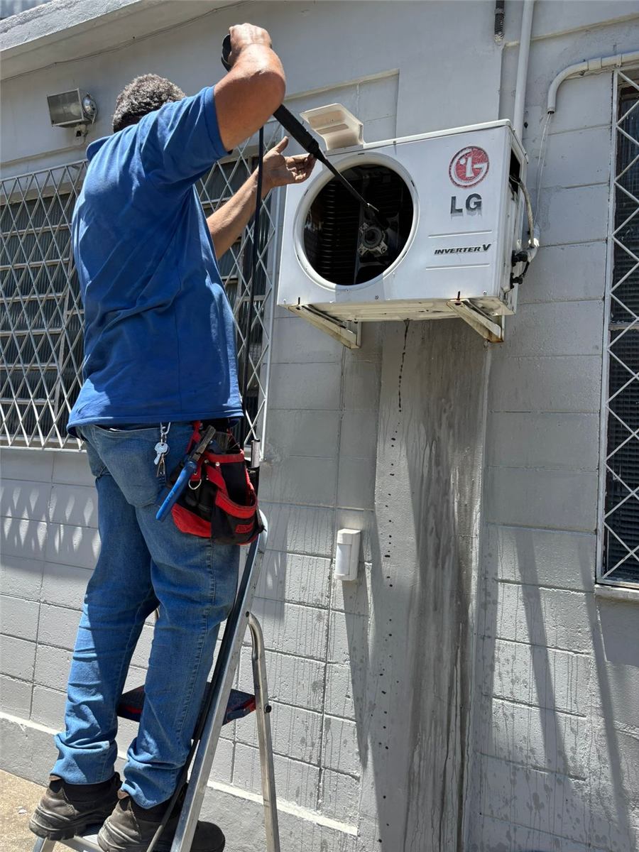Limpeza de condensadora LG inverter com lavadora
